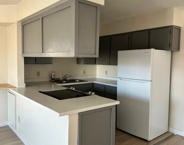 4920 Stanley Avenue - Photo Thumbnail 1