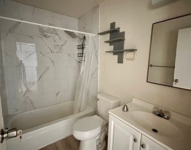 4920 Stanley Avenue - Photo Thumbnail 9