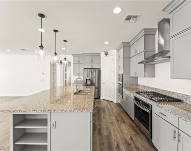 10456 Skye Arroyo Avenue - Photo Thumbnail 14