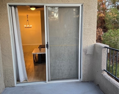 4400 S Jones Boulevard - Photo Thumbnail 43