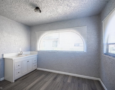 1406 Santa Margarita Street - Photo Thumbnail 19