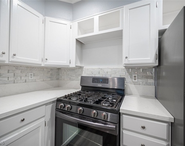 1406 Santa Margarita Street - Photo Thumbnail 17