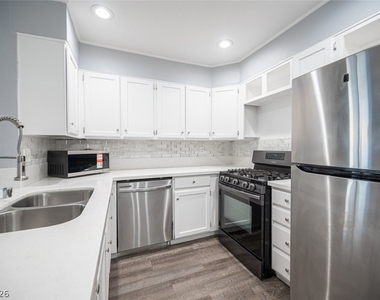1406 Santa Margarita Street - Photo Thumbnail 15