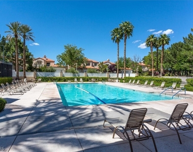 8161 Round Hills Circle - Photo Thumbnail 37
