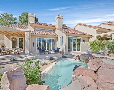 8161 Round Hills Circle - Photo Thumbnail 30