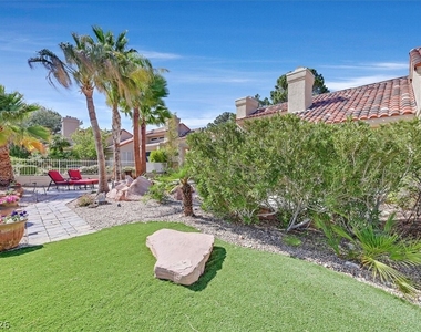 8161 Round Hills Circle - Photo Thumbnail 28