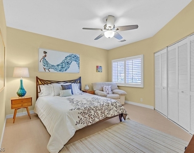 8161 Round Hills Circle - Photo Thumbnail 21