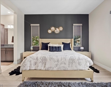 4262 Swift Street - Photo Thumbnail 16