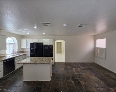8008 Dover Shores Avenue - Photo Thumbnail 61
