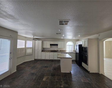 8008 Dover Shores Avenue - Photo Thumbnail 49