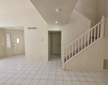 8008 Dover Shores Avenue - Photo Thumbnail 63