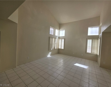8008 Dover Shores Avenue - Photo Thumbnail 25