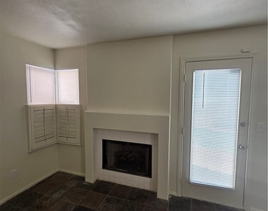 8008 Dover Shores Avenue - Photo Thumbnail 54