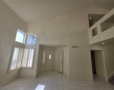 8008 Dover Shores Avenue - Photo Thumbnail 40