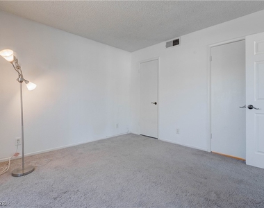 5519 Myron Circle - Photo Thumbnail 18