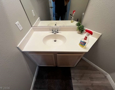 9901 Trailwood Drive - Photo Thumbnail 29