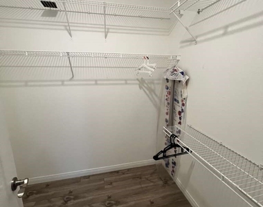 9901 Trailwood Drive - Photo Thumbnail 77