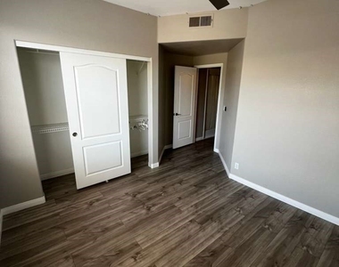 9901 Trailwood Drive - Photo Thumbnail 59