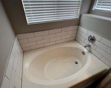 9901 Trailwood Drive - Photo Thumbnail 83