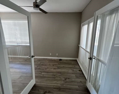 9901 Trailwood Drive - Photo Thumbnail 48