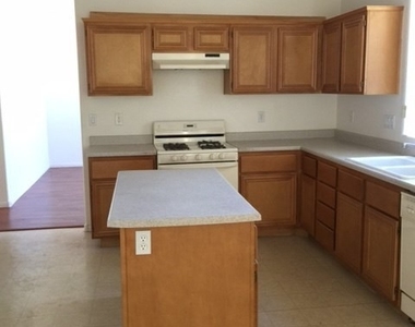 6010 Villa Lante Avenue - Photo Thumbnail 1
