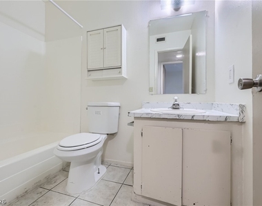 3604 Thomas Avenue - Photo Thumbnail 14