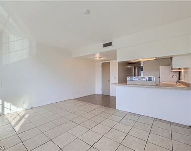 3604 Thomas Avenue - Photo Thumbnail 2