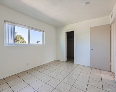 3604 Thomas Avenue - Photo Thumbnail 12
