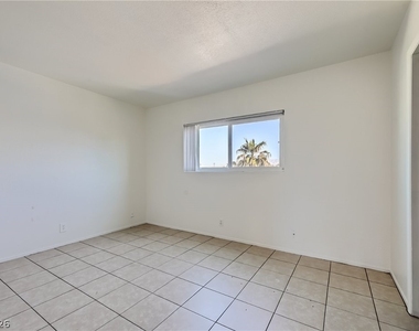 3604 Thomas Avenue - Photo Thumbnail 11