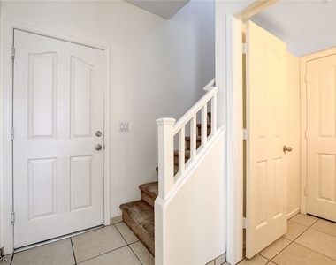 10261 Bentley Oaks Avenue - Photo Thumbnail 24