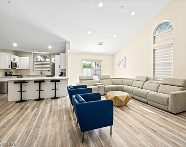 9041 Kingsdale Court - Photo Thumbnail 1
