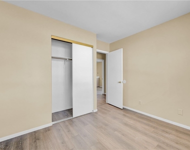 4814 Spring Falls Way - Photo Thumbnail 28