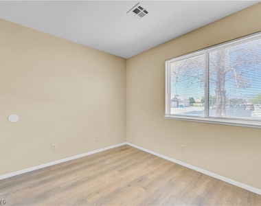 4814 Spring Falls Way - Photo Thumbnail 29