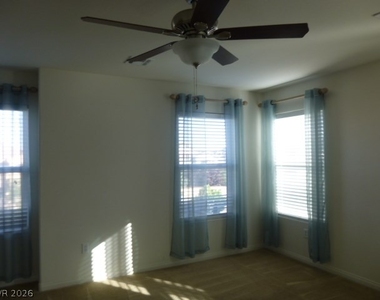 11913 Love Orchid Lane - Photo Thumbnail 3