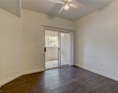 8425 Running Deer Avenue - Photo Thumbnail 12