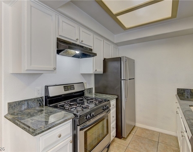 8425 Running Deer Avenue - Photo Thumbnail 8