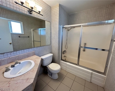 3979 Avonwood Avenue - Photo Thumbnail 8