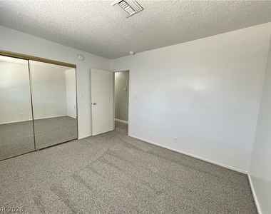 3979 Avonwood Avenue - Photo Thumbnail 9