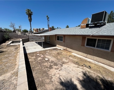 3979 Avonwood Avenue - Photo Thumbnail 21