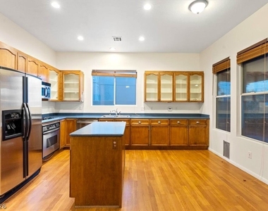 1708 Cordoba Canyon Street - Photo Thumbnail 9