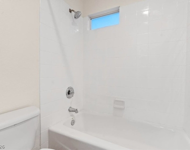 1708 Cordoba Canyon Street - Photo Thumbnail 20