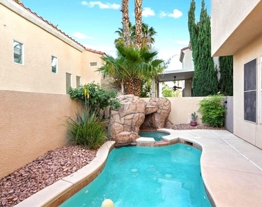 1708 Cordoba Canyon Street - Photo Thumbnail 33