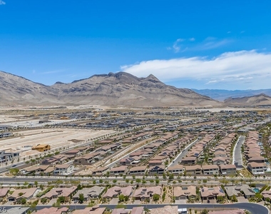 12132 Dorada Coast Avenue - Photo Thumbnail 56