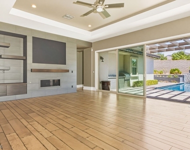 12132 Dorada Coast Avenue - Photo Thumbnail 24
