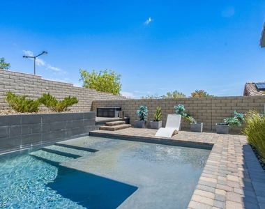 12132 Dorada Coast Avenue - Photo Thumbnail 13