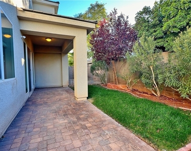 8247 Aster Meadow Way - Photo Thumbnail 33