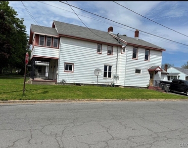 600 Turin Street - Photo Thumbnail 9