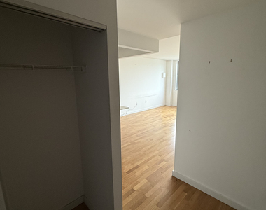 30th Rd, Astoria, NY 11102 - Photo Thumbnail 7