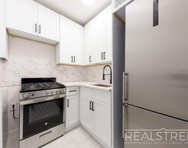 15 Washington Terrace - Photo Thumbnail 1