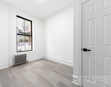 15 Washington Terrace - Photo Thumbnail 2